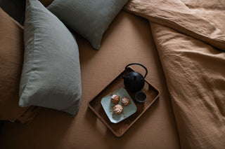 Embrace Cozy Linen: 5 Must-Have Autumn Essentials for Your Home 