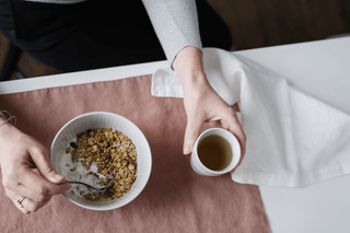 4 WAYS TO DECORATE YOUR TABLE WITH LINEN PLACEMATS - Linen Tales Global 