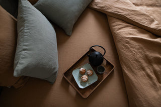 Embrace Cozy Linen: 5 Must-Have Autumn Essentials for Your Home - Linen Tales Global 