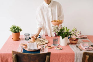 NEW SPRING COLORS AND INSPIRING TABLE SETTING IDEAS - Linen Tales Global 