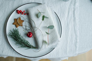 TAKE YOUR NEW YEAR’S EVE TABLE SETTING TO THE NEXT LEVEL - Linen Tales Global 