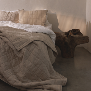 Melange Quilted Blanket + Melange Quilted Pillow Sham + White Duvet Cover + White Pillowcase 1 
