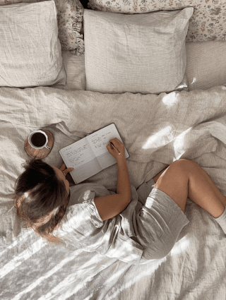 Natural Stripes Bedding + Botany Pillowcases with Frills + Melange Verbena Pyjama Set 1  