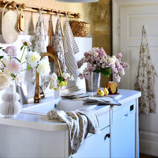 Apron + 3x Kitchen Towels Bundle - Linen Tales Global 