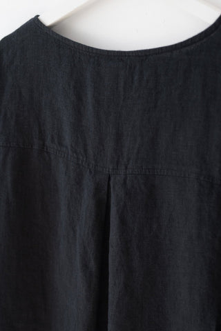 Black Linen Bilberry Top - Linen Tales 5