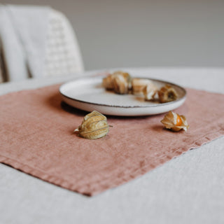 Cafe Creme Lightweight Linen Placemat - Linen Tales 3