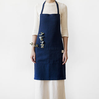 Navy Washed Linen Apron 1