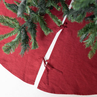 Red Pear Christmas Tree Skirt Close-up 4